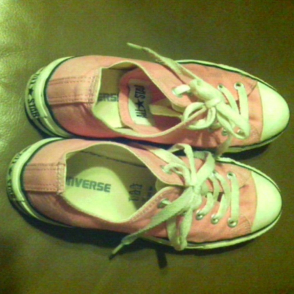 ~~~ PINK Converse All Star Low Top Fashion Sneakers Shoes size 8 ~~~